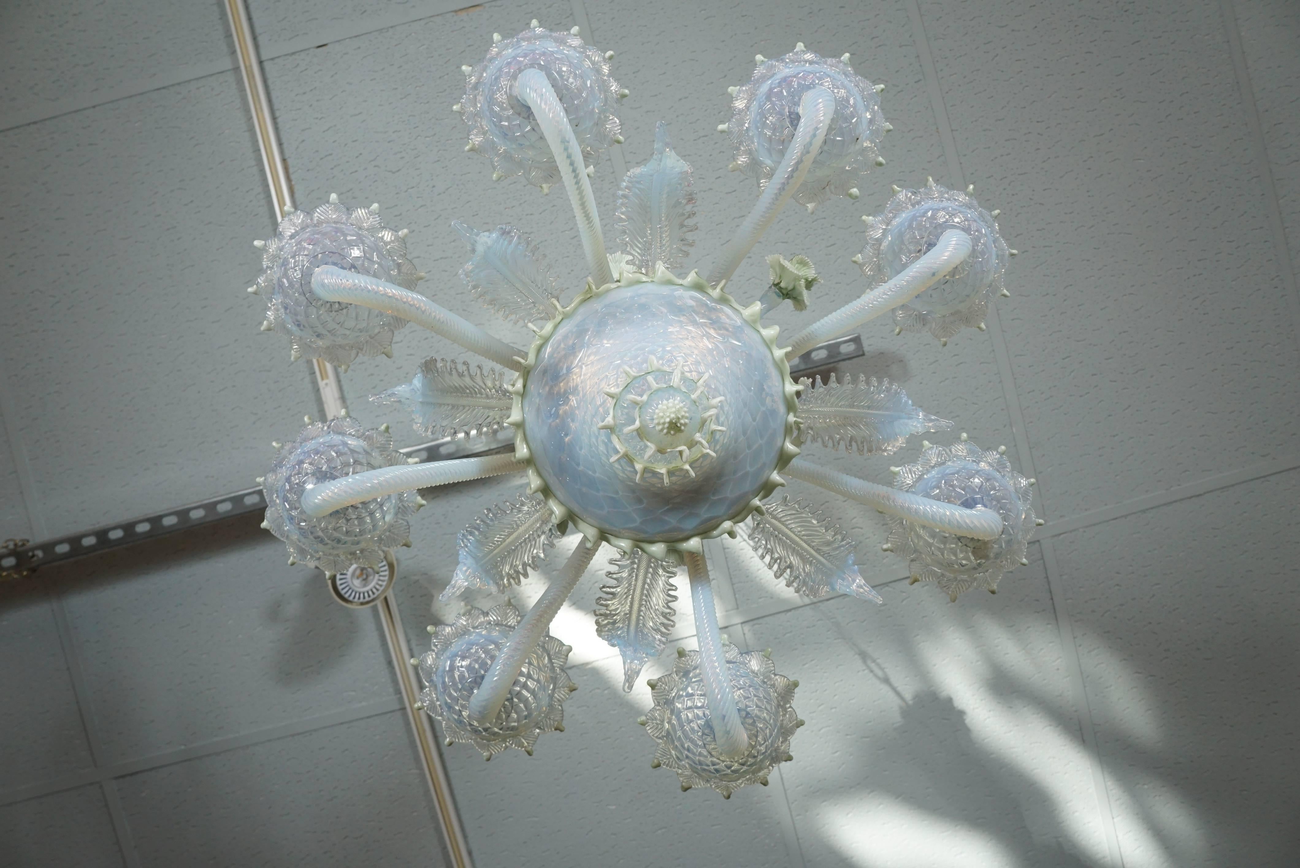 Murano Glass Eight-Arm Chandelier For Sale 2
