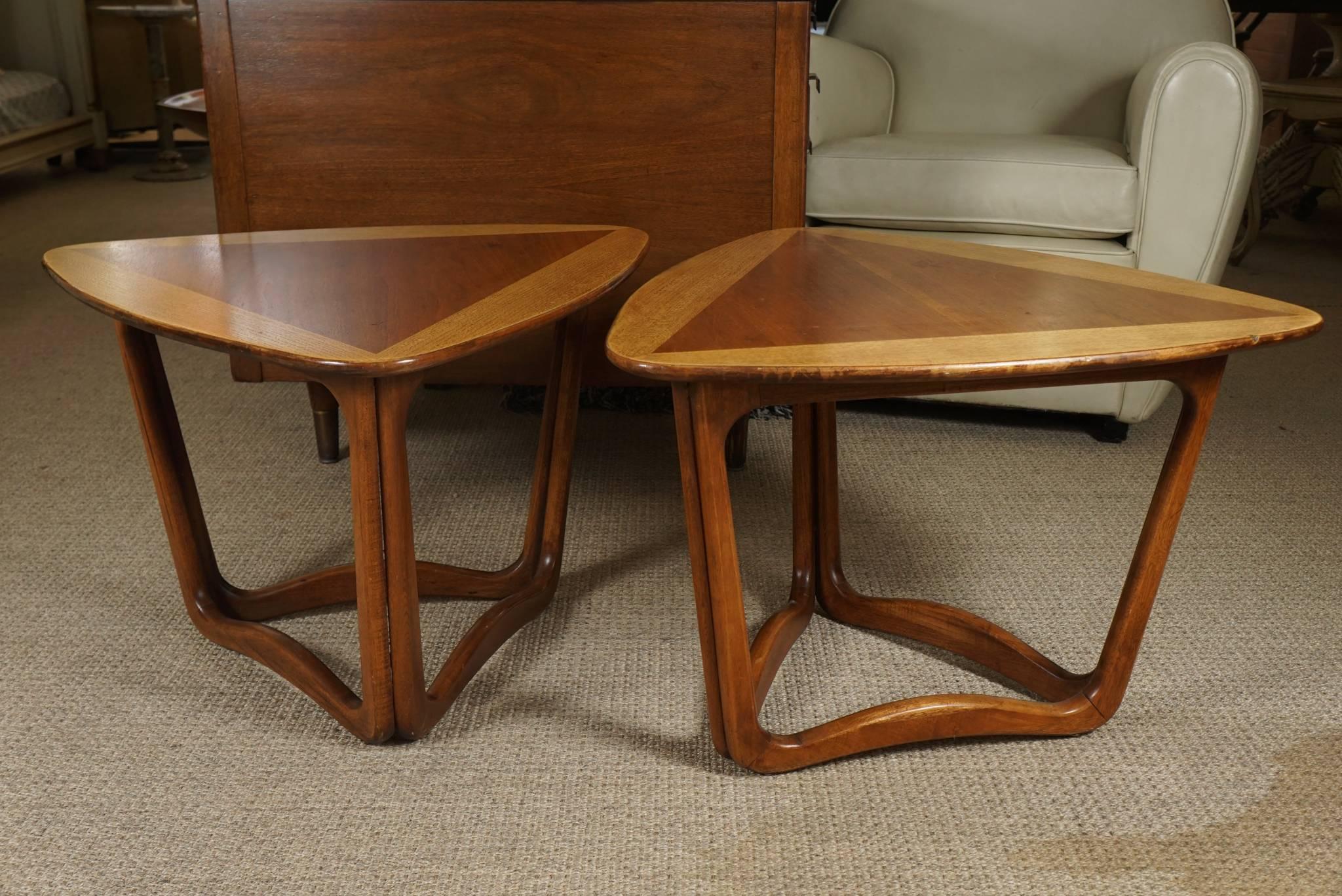 Pair of Triangular Wood End Tables In Good Condition For Sale In Hudson, NY