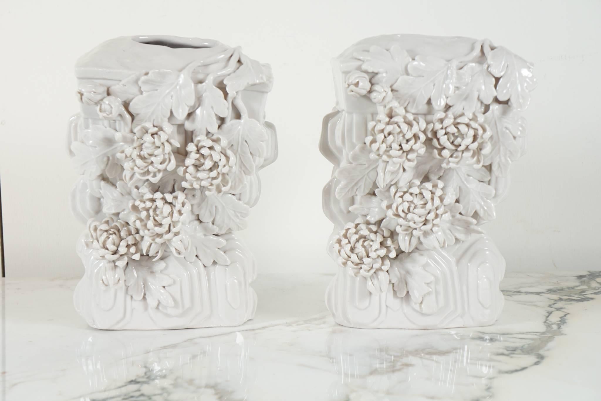 Art Deco Pair of Blanc de Chine Vase Wall Brackets with Flower Motif For Sale