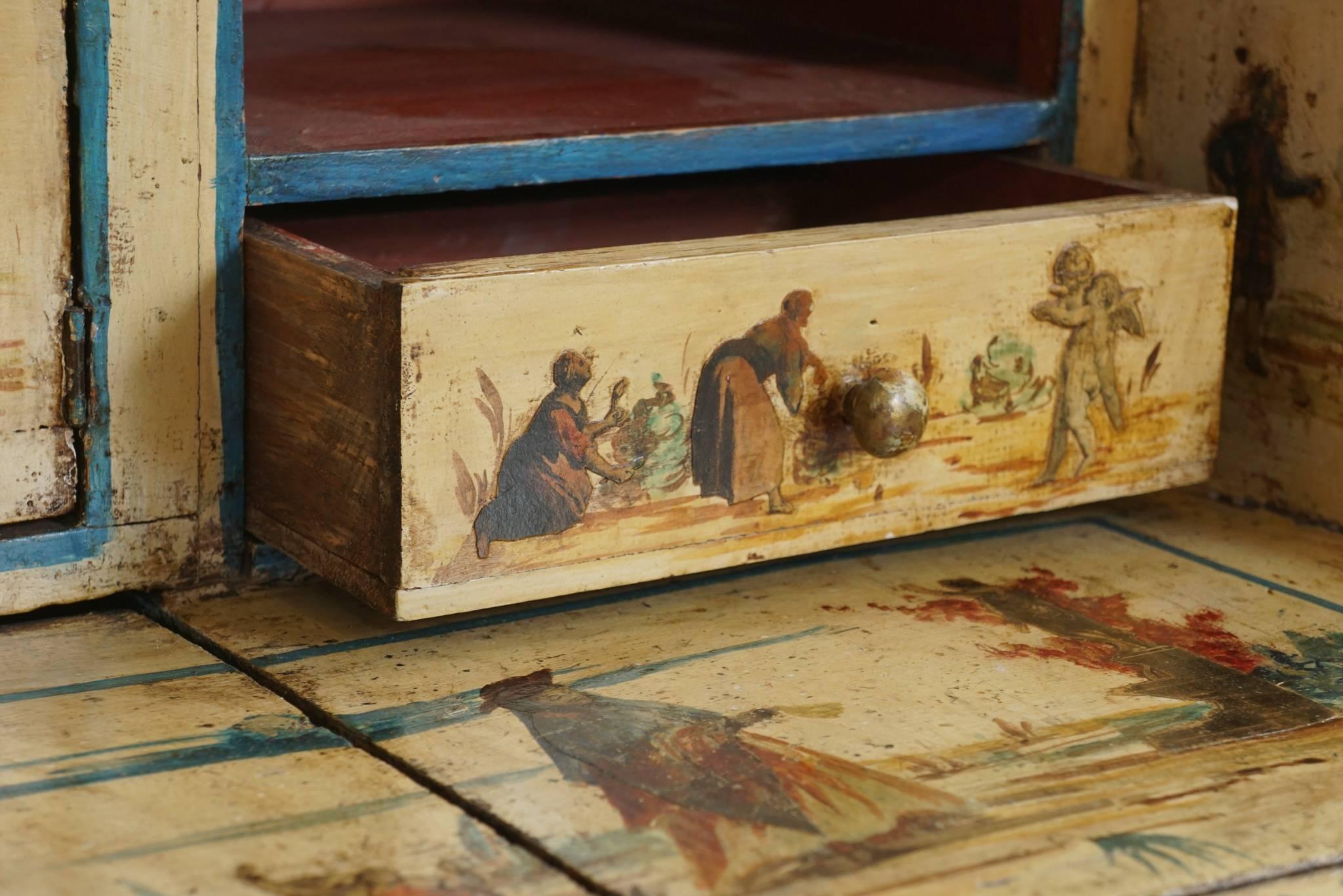 Italian Painted Desk with Decoupage Figures In Excellent Condition For Sale In Hudson, NY