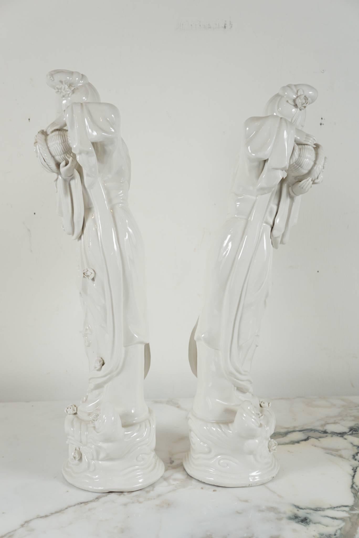 Chinese Pair of Blanc de Chine Figurines For Sale