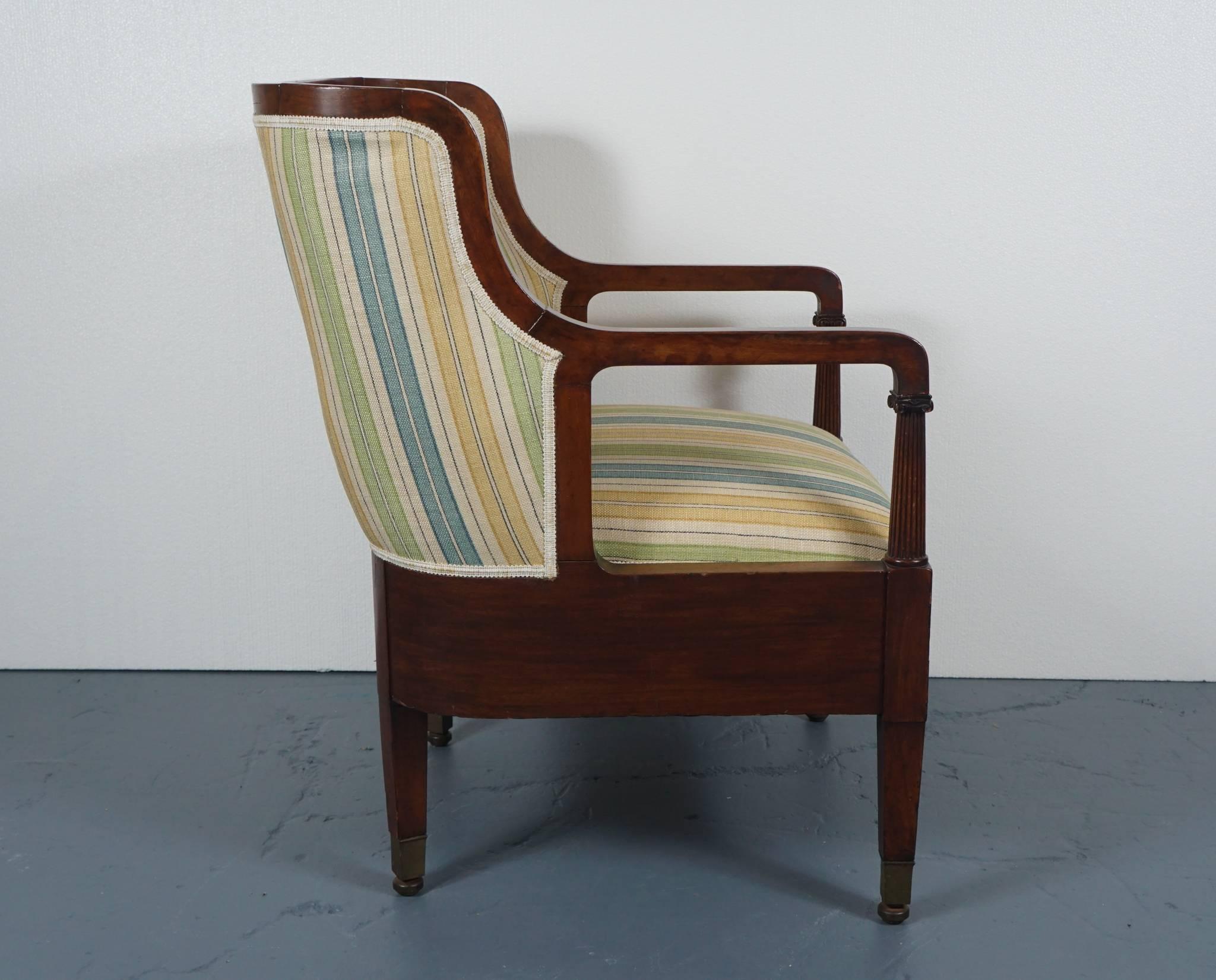 Empire Mahogany Chair in Striped Fabric In Excellent Condition For Sale In Hudson, NY