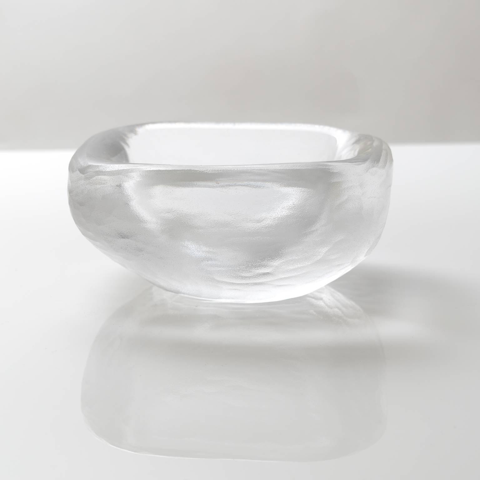 Scandinavian Modern Acid Etched Bowl by Vicke Lindstrand for Orrefors In Excellent Condition In New York, NY
