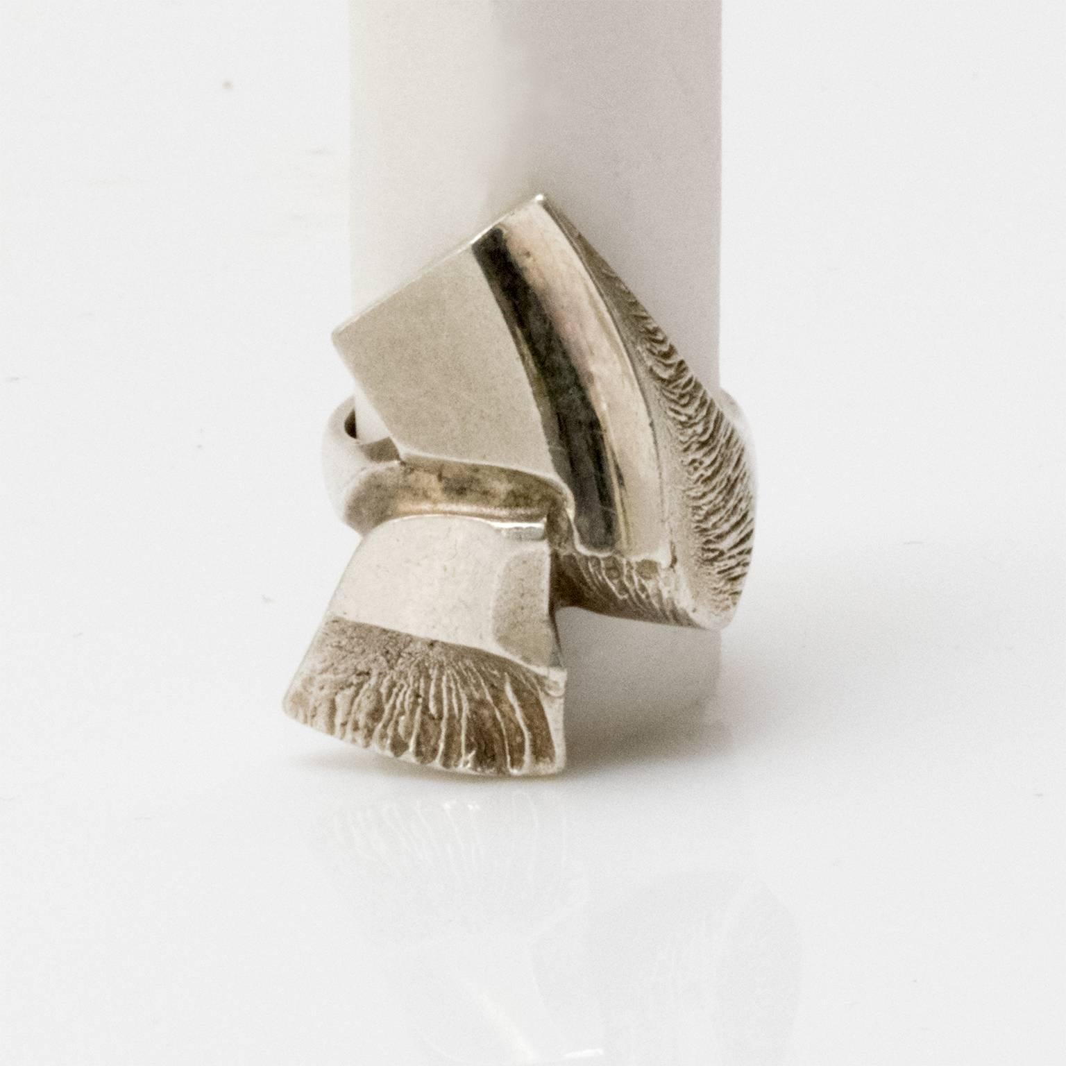 Scandinavian Modern Silver Ring by Matti J. Hyvarinen, Finland, 1970s In Excellent Condition In New York, NY