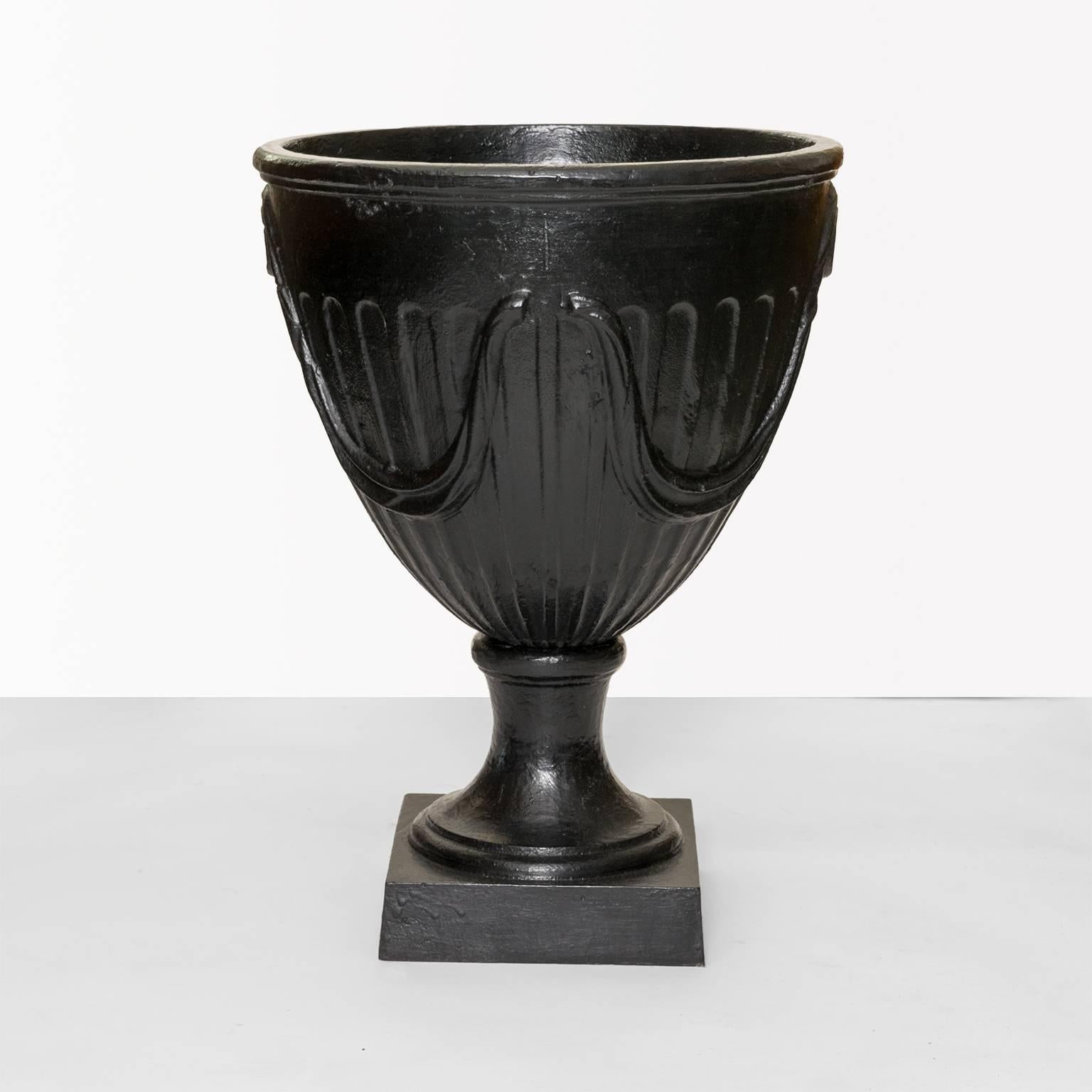 Large Pair of Swedish Art Deco Pair of Cast Iron Urns 3