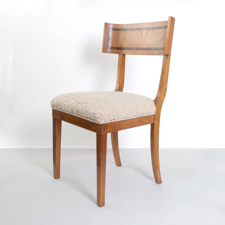 Scandinavian Modern Klismos Dining Chairs in Elm Set of Six For Sale at