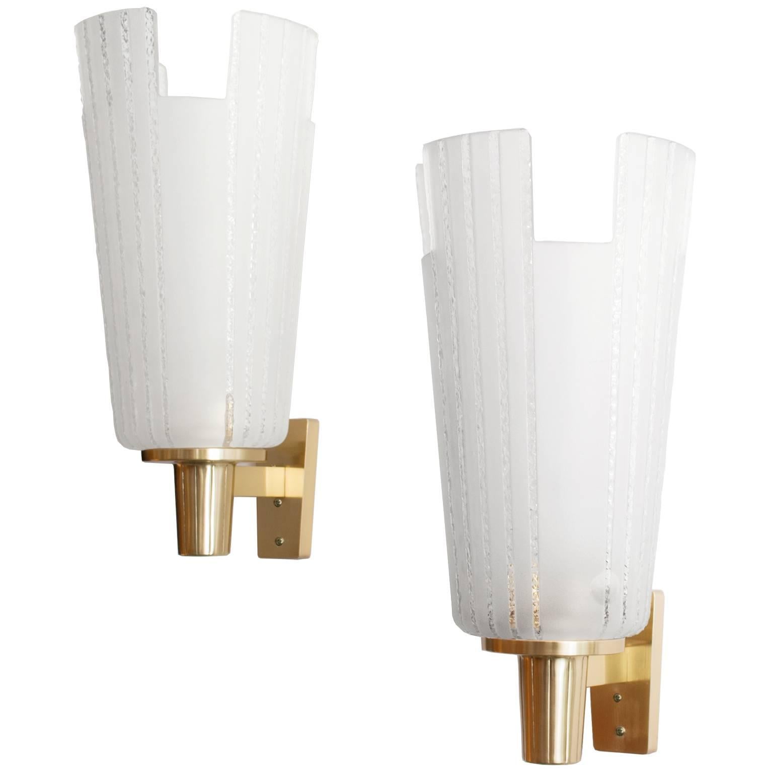 Large Pair of Scandinavian Modern Etched Glass and Brass Sconces Orrefors 2
