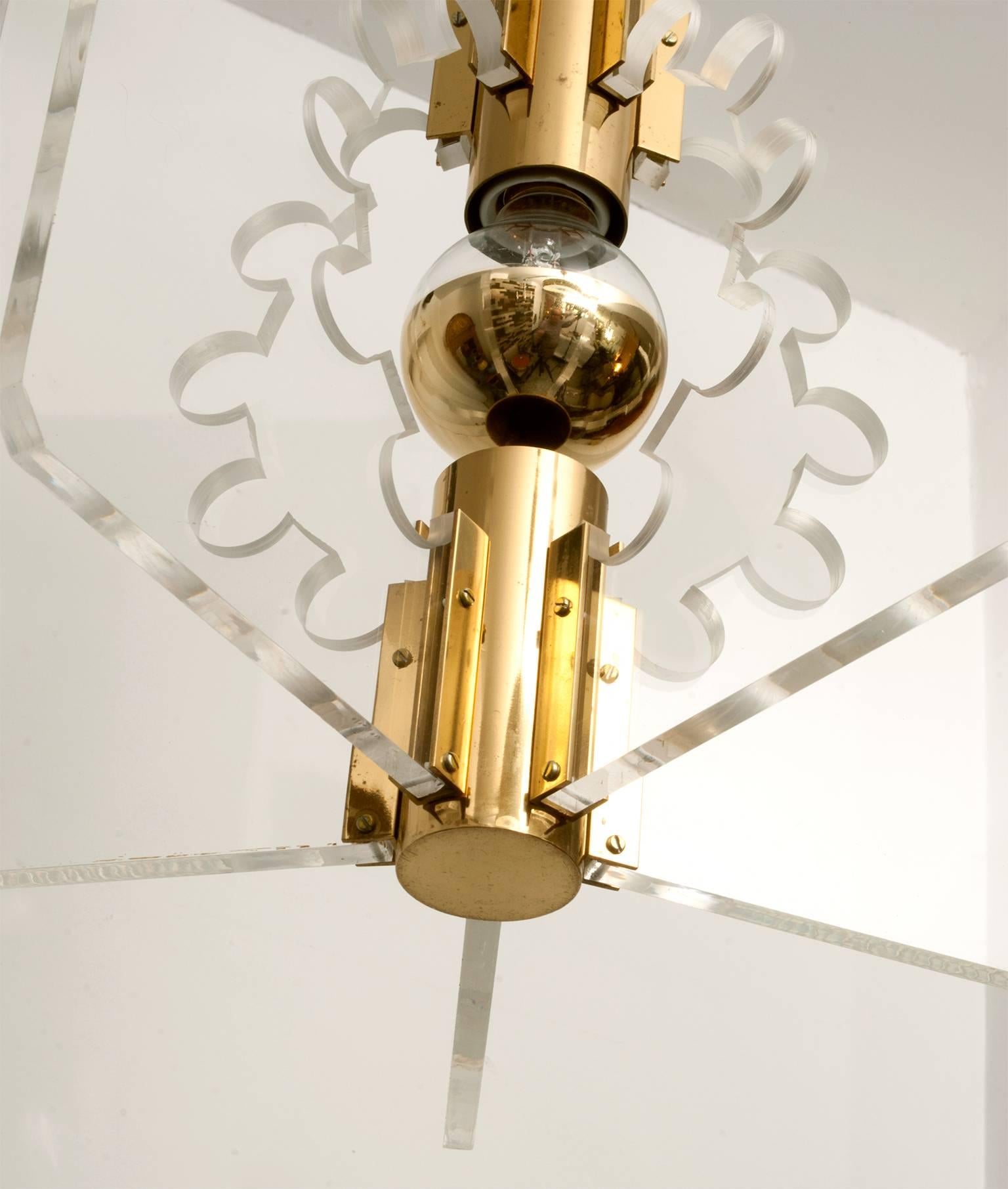 Swedish Lucite and Brass Lantern Pendant by Hans-Agne Jakobsson for Markaryd In Excellent Condition In New York, NY