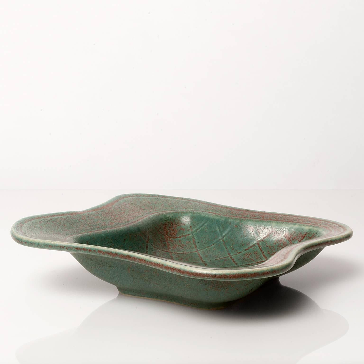 Glazed Scandinavian Modern Ceramic Organic Form Bowl by Gunnar Nylund, Rorstrand