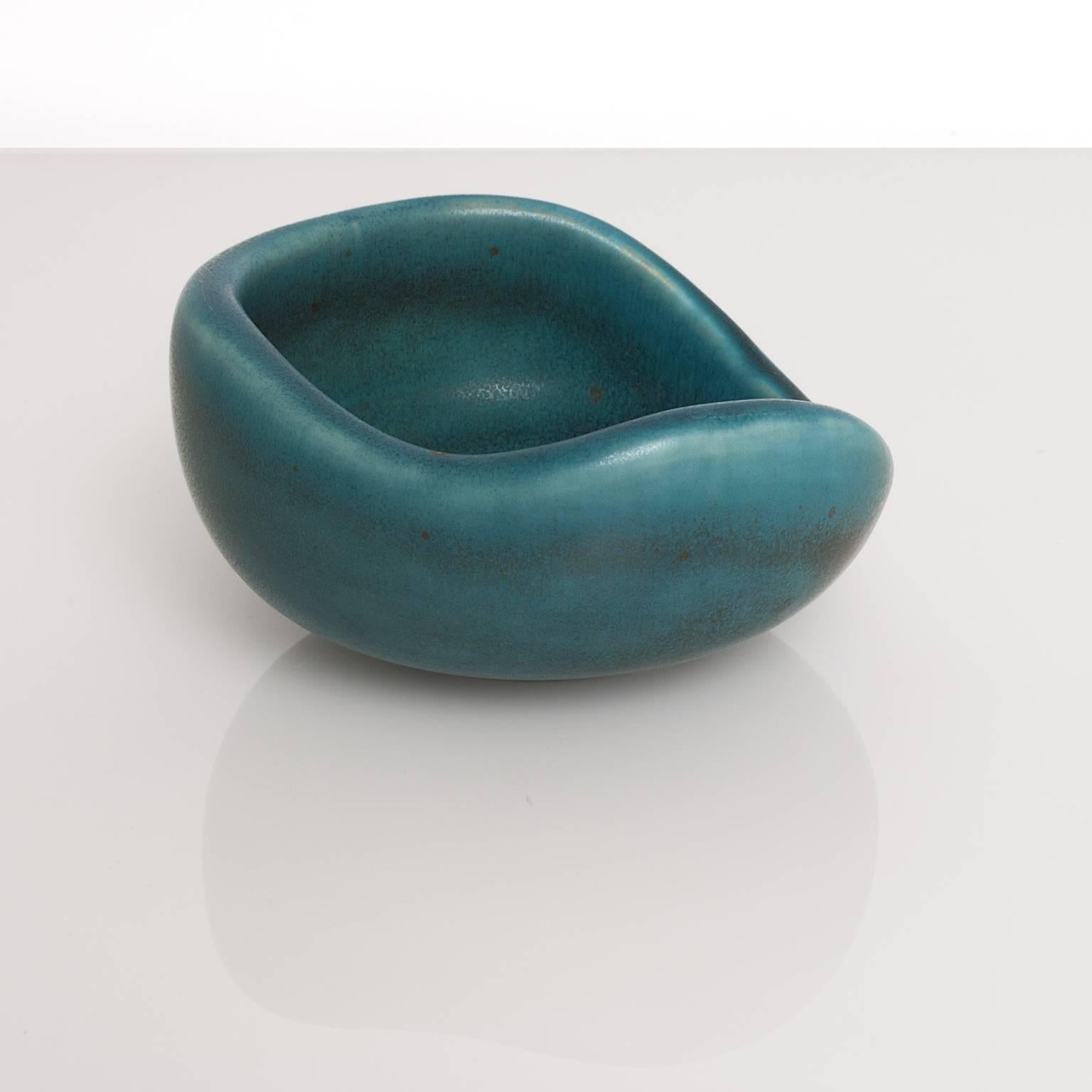 Swedish Small Scandinavian Modern Bowl by Gertrud Lönegren for Rörstrand