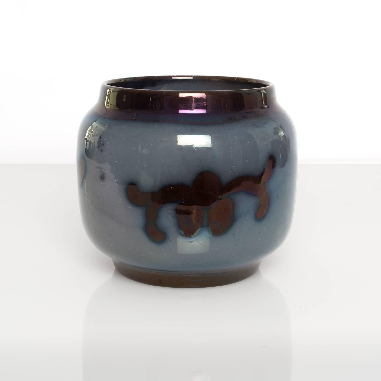 Schwedische glasierte schwedische Art-Déco-Vase aus Nyman & Nyman Keramik, Hgans (Art déco) im Angebot