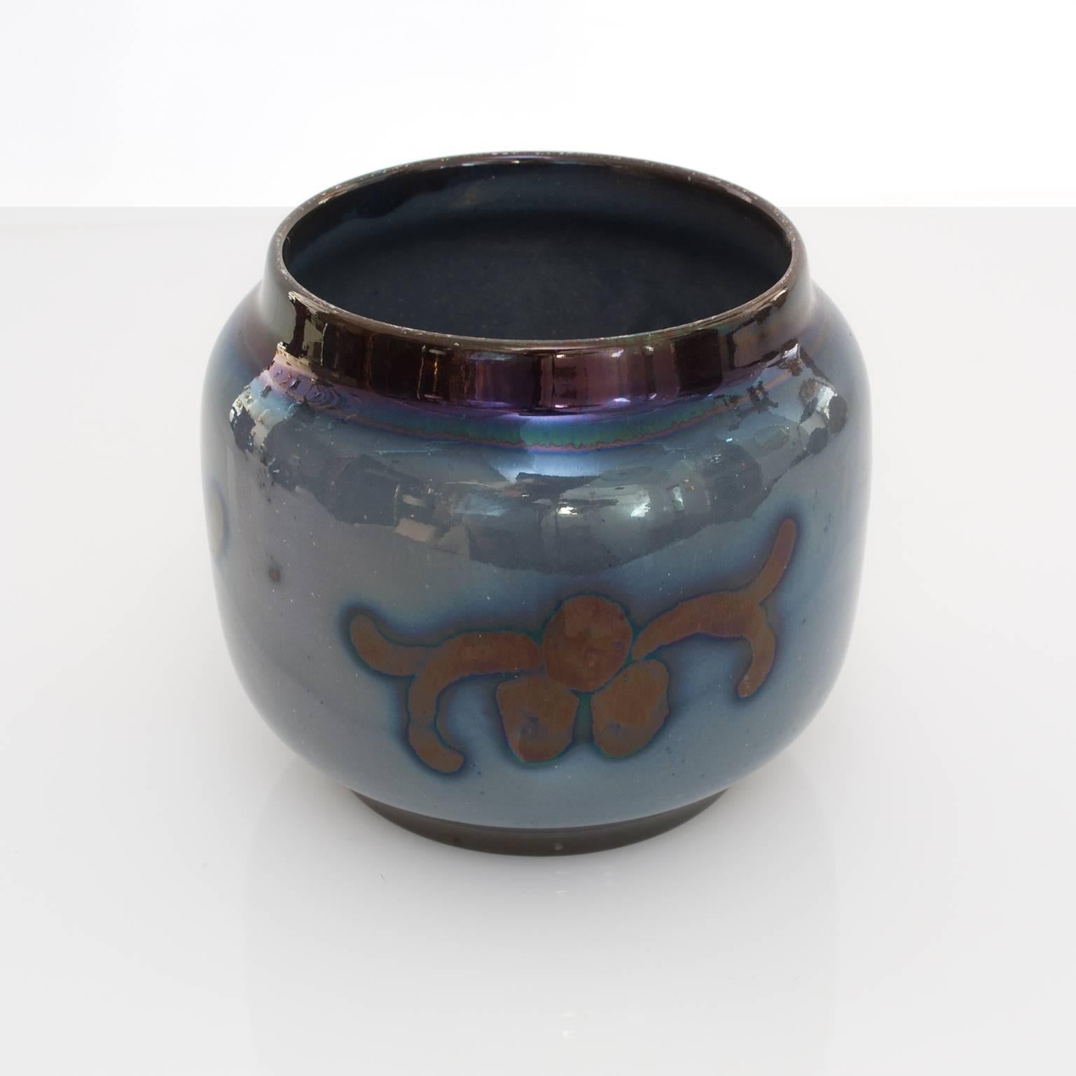 European Swedish Art Deco Luster Glazed Vase by Nyman & Nyman Keramik, Höganäs For Sale