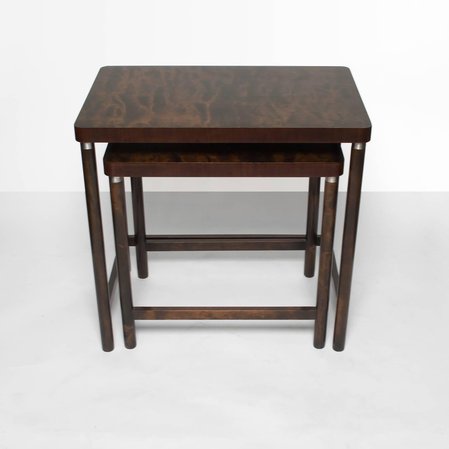 Scandinavian Modern Set of Two Nesting Tables in Stained Birch and Mahogany In Good Condition In New York, NY