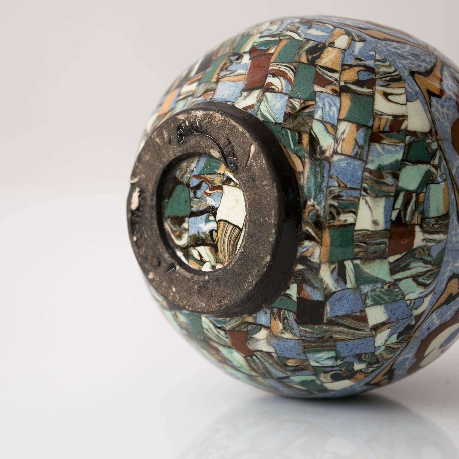 Groupe de trois vases français en mosaïque d'argile de Vallauris par le céramiste Jean Gerbino en vente 1