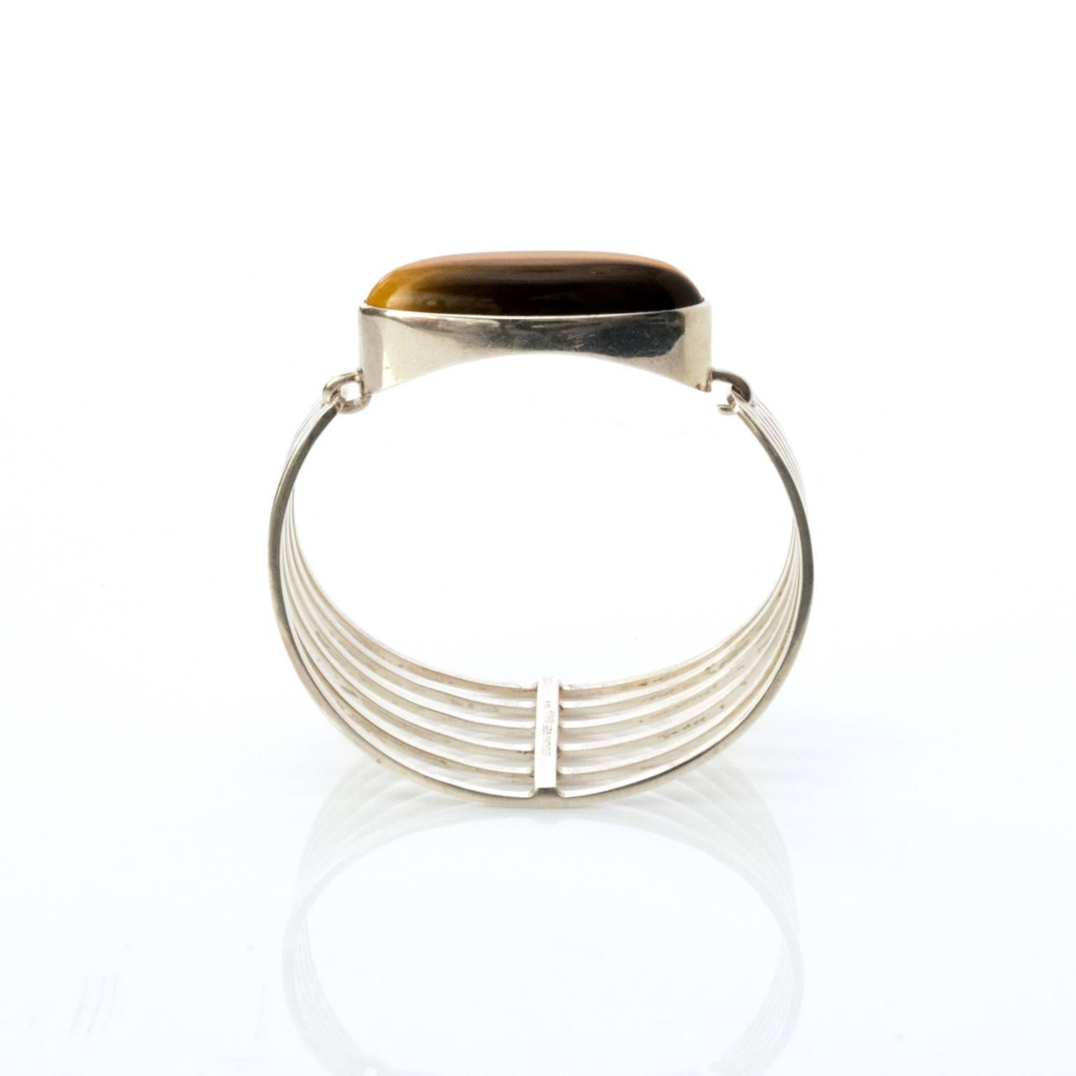 Scandinavian Modern Silver Bracelet with Tigers Eye Stone by Noblelle, Denmark In Excellent Condition For Sale In New York, NY