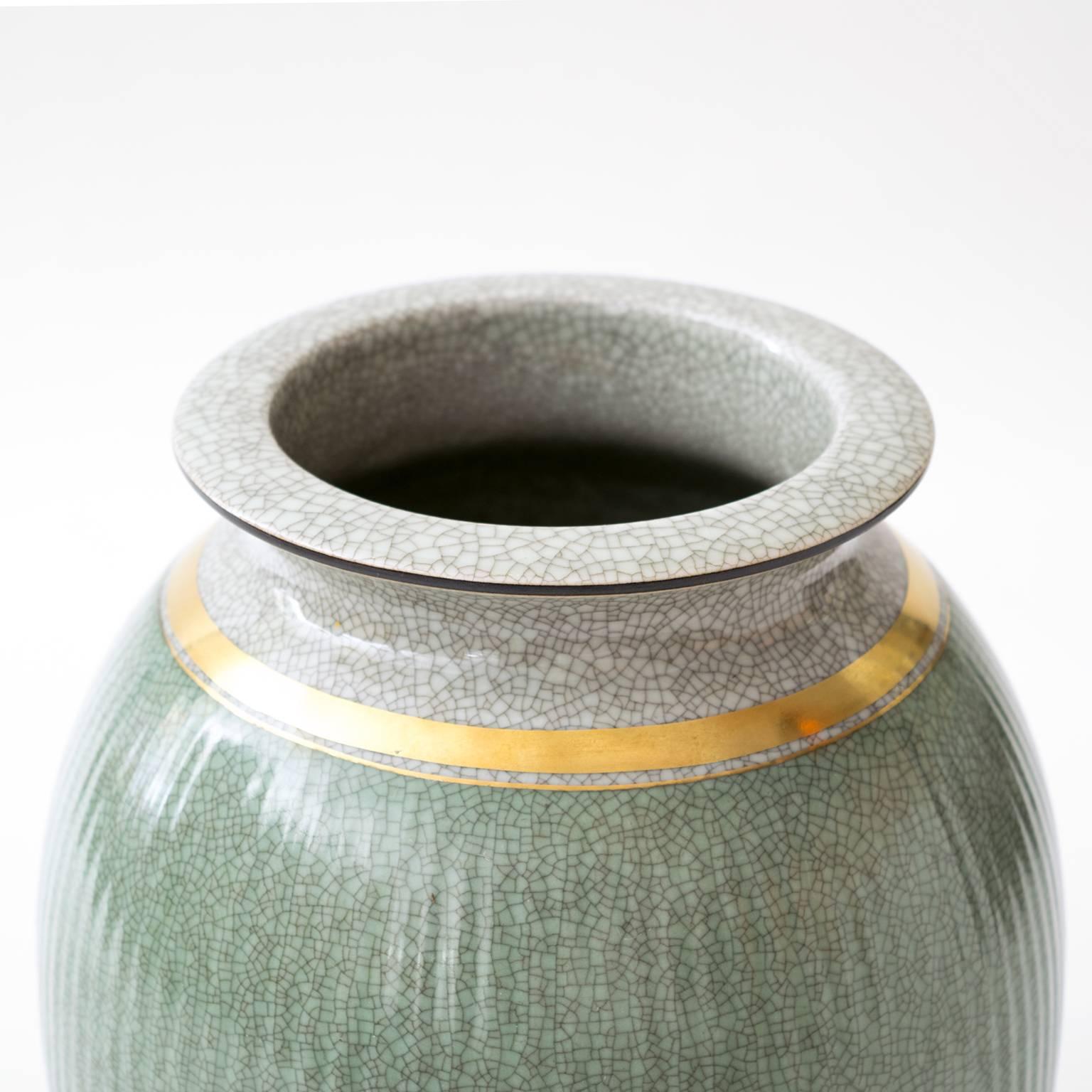 green crackle vase
