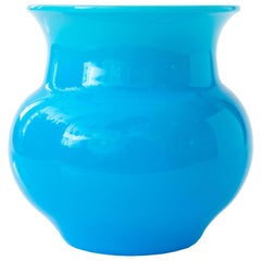 Erik Hoglund Vase aus lebhaftem blauem Glas für Boda, Schweden