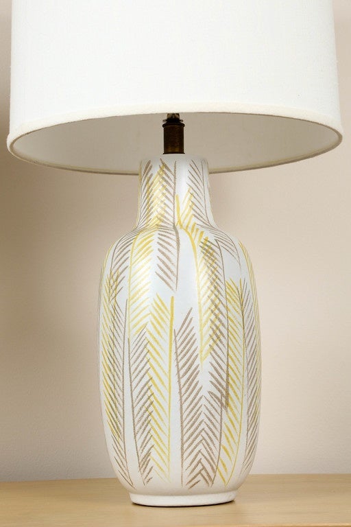 Mid-20th Century Vintage Pottery Lamp