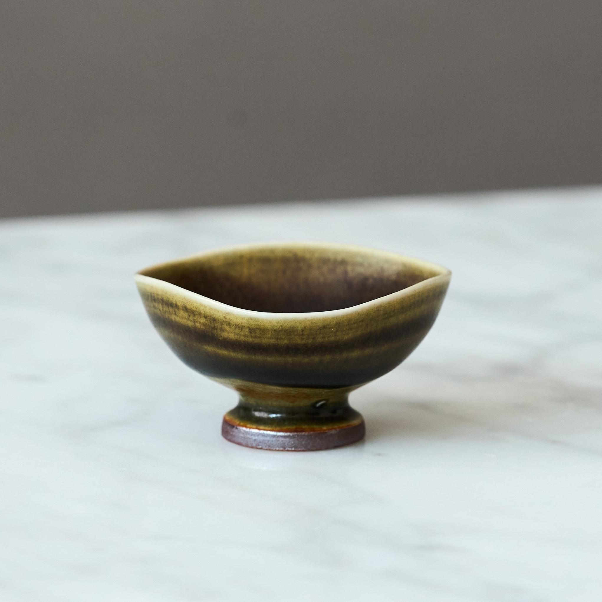 Bol miniature en grès de Berndt Friberg. Gustavsberg, Suède, années 1960