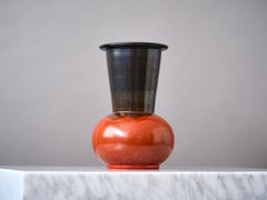 Vase Art déco en céramique rouge et noir, signé Einar Luterkort. Uppsala Ekeby, Suède, années 1930