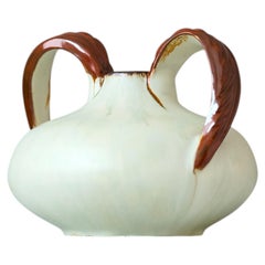Vaso in ceramica beige di Anna-Lisa Thomson. Upsala Ekeby, Svezia, anni '30.