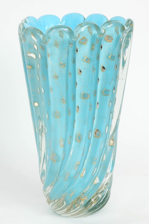 Mid-Century Modern Tiffany Blue Murano Glass Bouquet Vase by Barbini