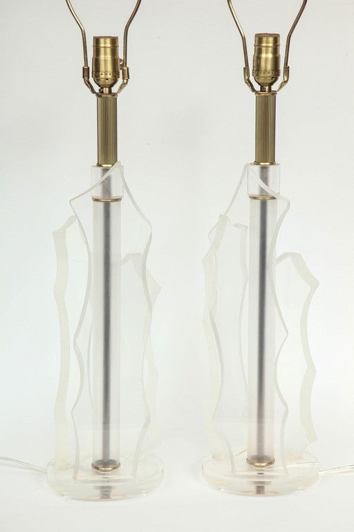 Pair of Sculptural Lucite Lamps by Van Teal 2