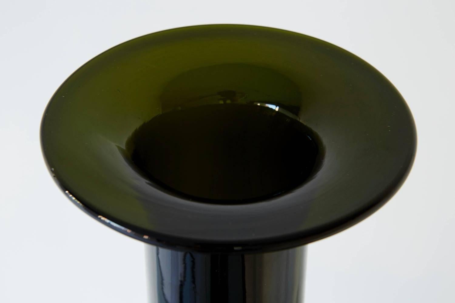 Pair of Scandinavian Modern large olive green vessels designed by Otto Brauer for Holmegaard.