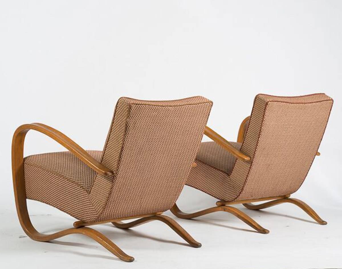 Lacquered Pair of Lounge Chairs by Jindrich Halabala For Sale