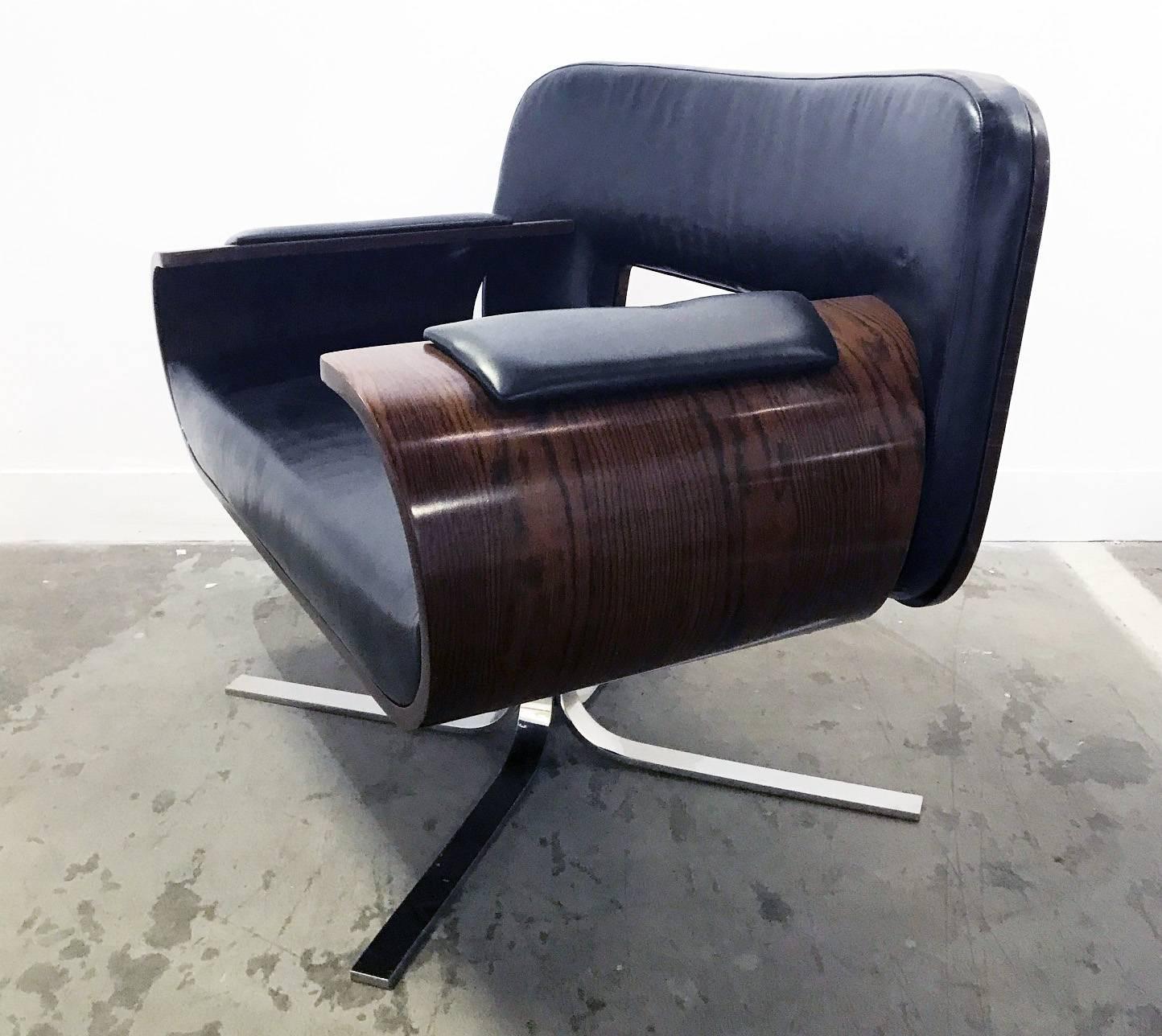 Brazilian Rosewood Lounge Chair by Jorge Zalszupin In Excellent Condition For Sale In Hudson, NY