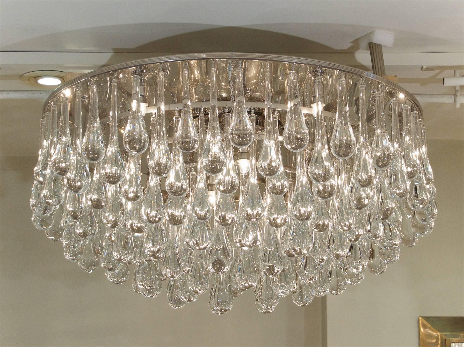 Christoph Palme Crystal Teardrop Flush Mount Chandelier In Excellent Condition For Sale In Stamford, CT