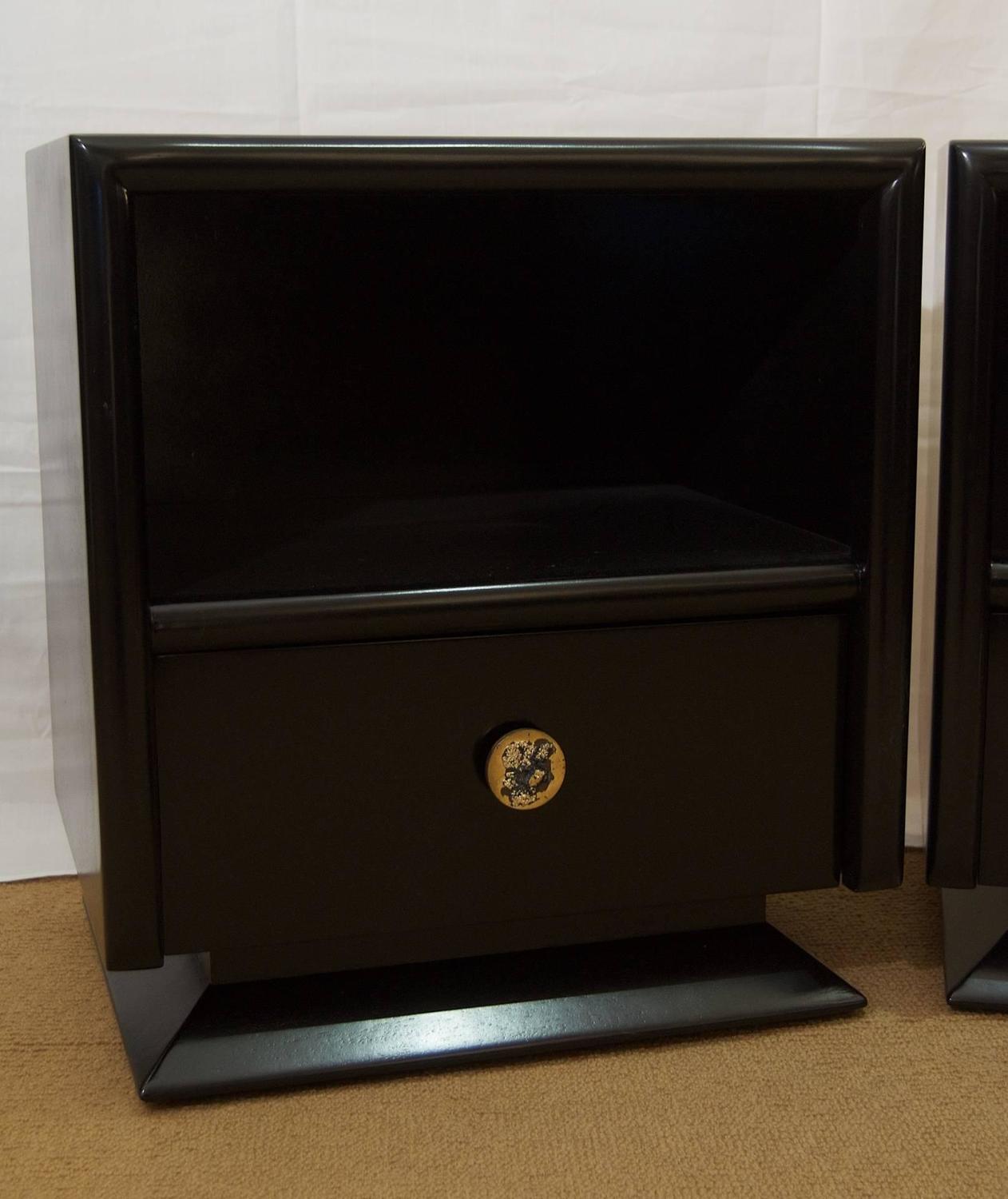 Pair of Black Lacquer Nightstands at 1stdibs