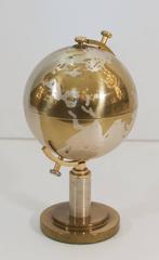 Globe Cigarette Holder