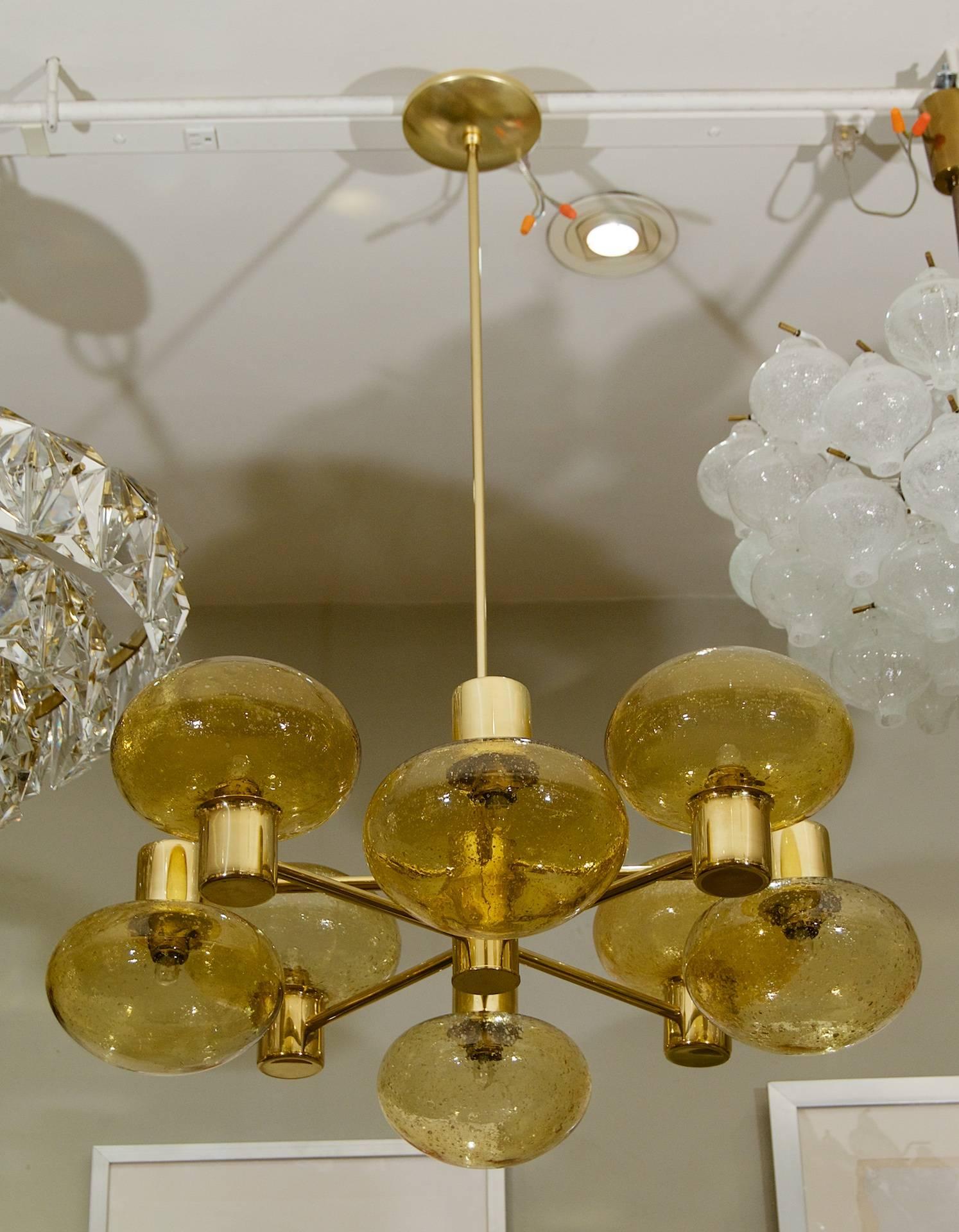 Eight-Arm Doria Brass Chandelier with Amber Glass Globes 3