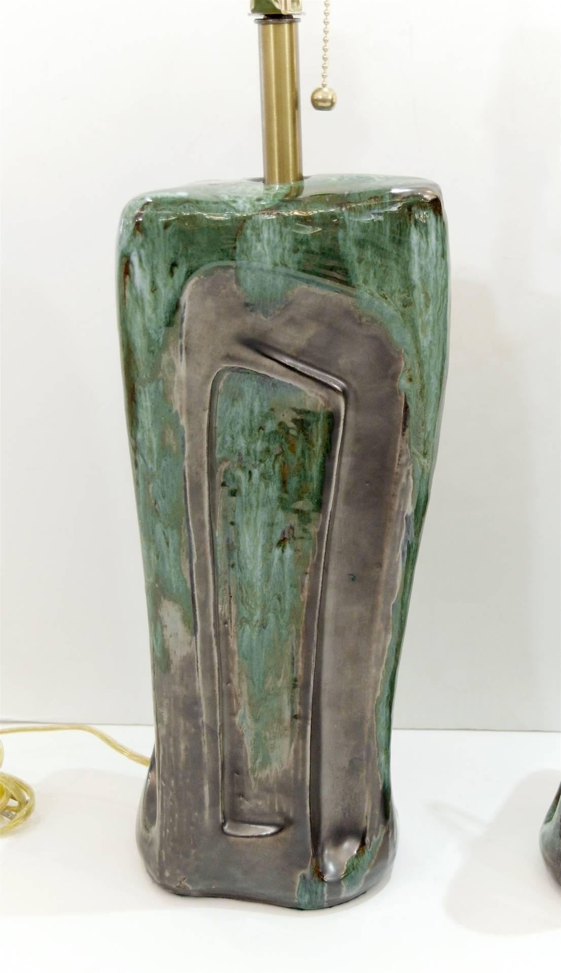 Pair of Green and Graphite Glazed Table Lamps by Kroywen Ceramics In Excellent Condition In Stamford, CT