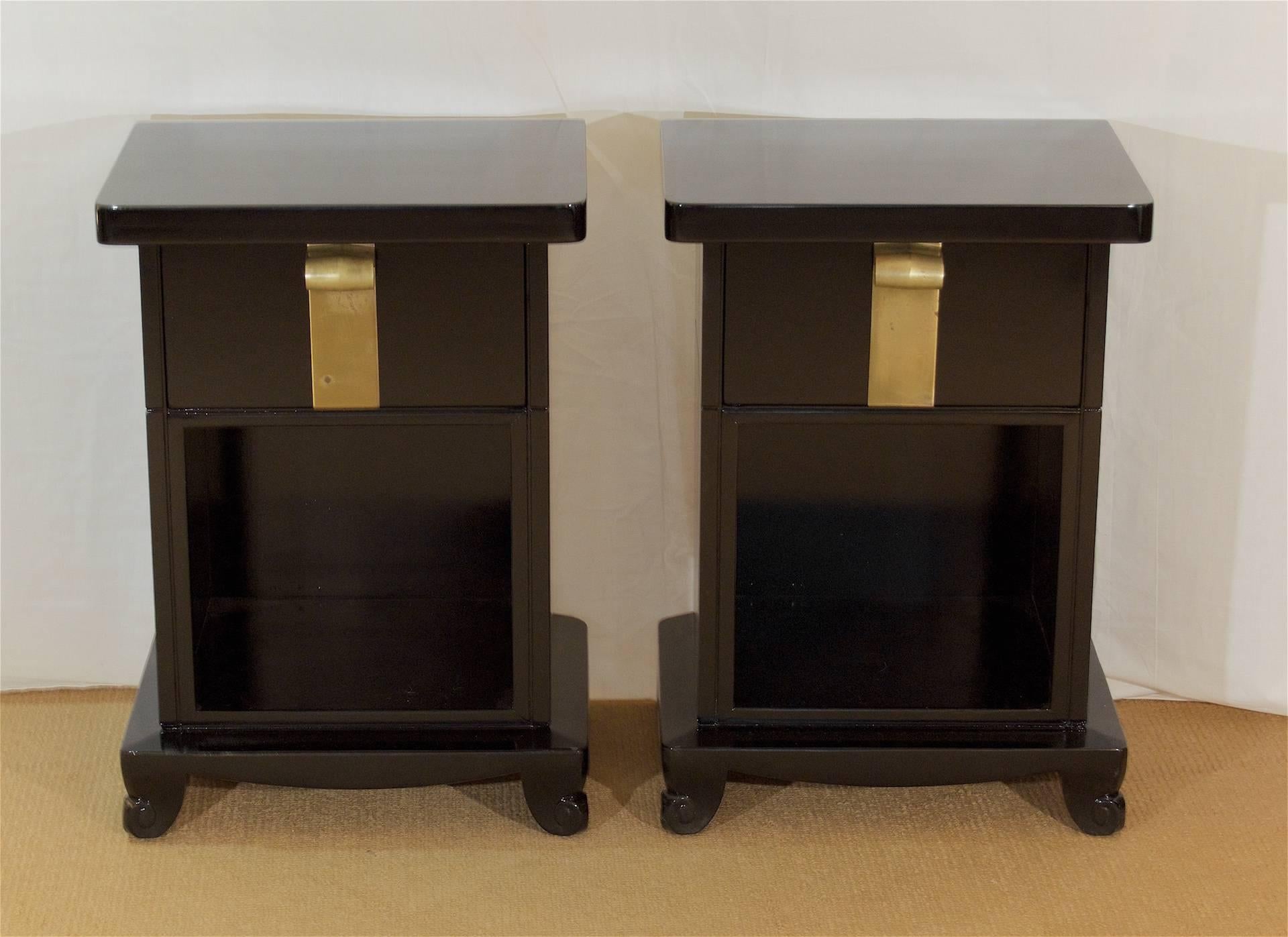 Art Deco Pair of Early John Stuart Nightstands in Black Lacquer For Sale