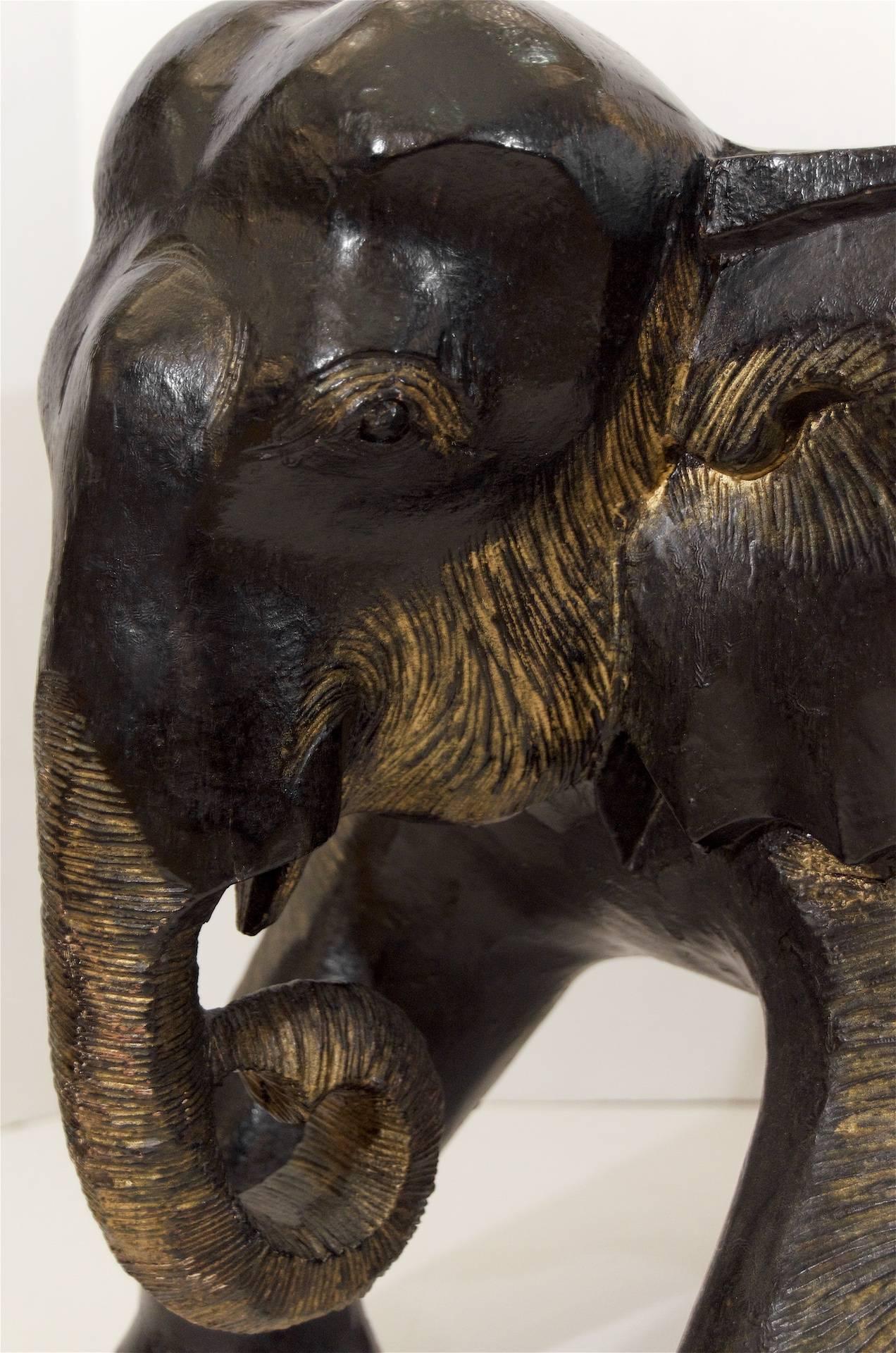 Carved Wood Elephant Stool / Table In Good Condition In Stamford, CT