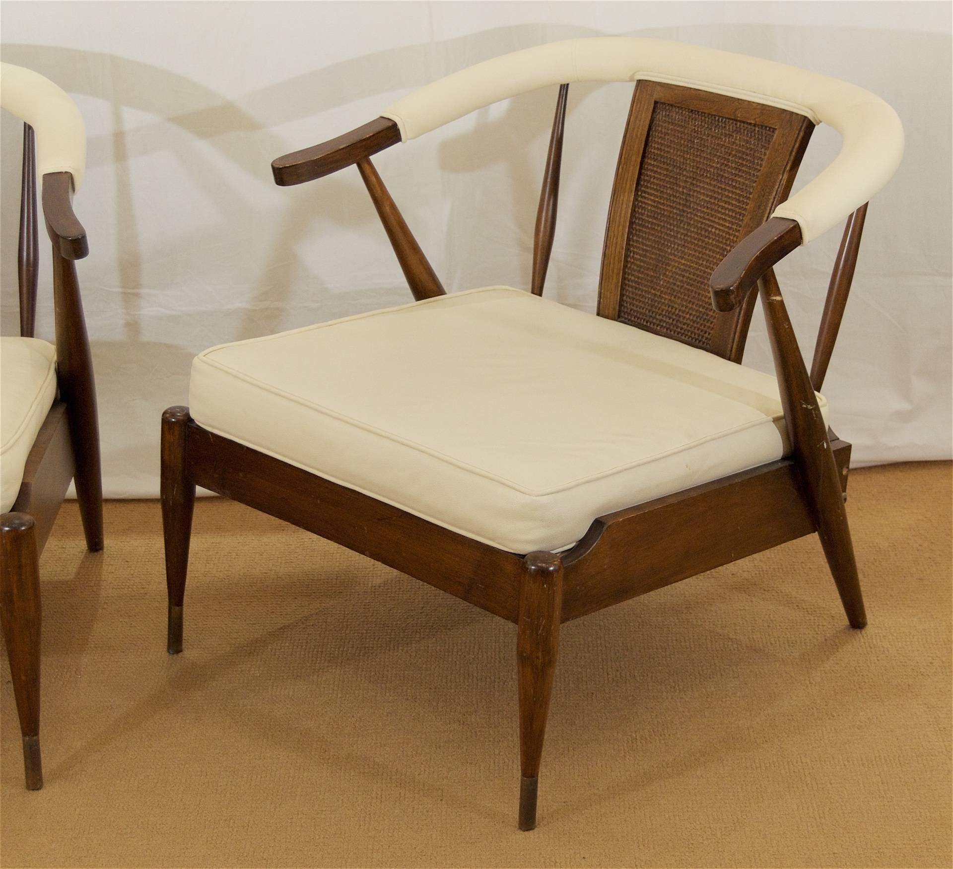 Mid-Century Modern Pair of Low-Slung Lounge Chairs in the Style of Probber