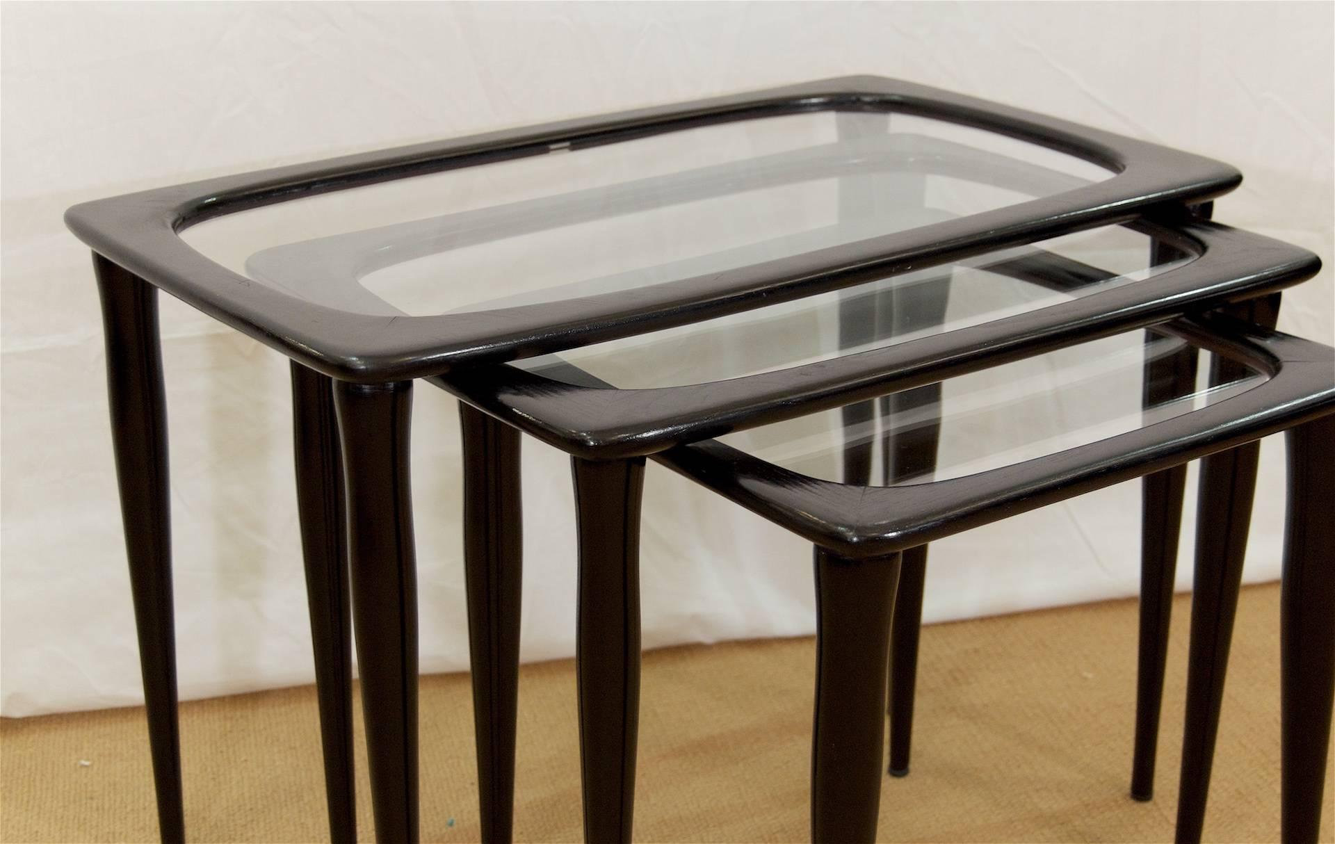 Set of Three Ebonized Italian Nesting Tables In Good Condition In Stamford, CT
