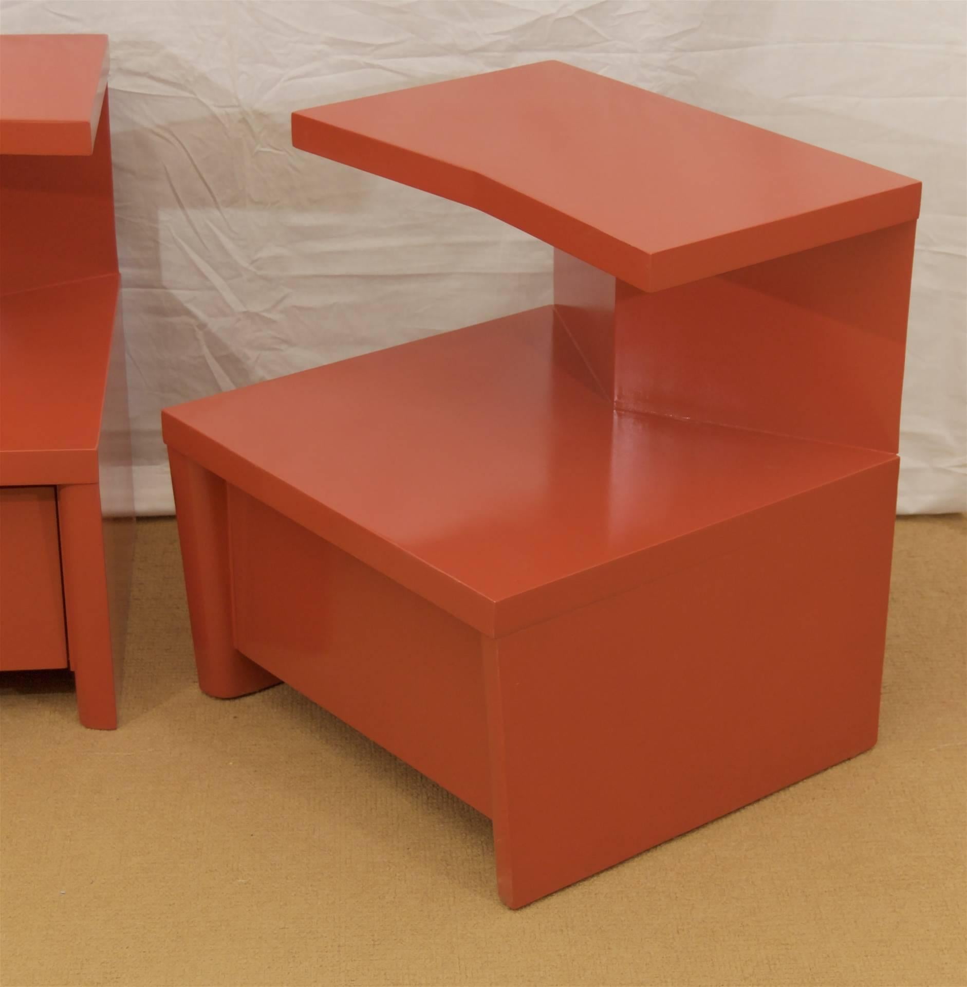 Lacquered Pair of Cantilevered Red Lacquer Nightstands