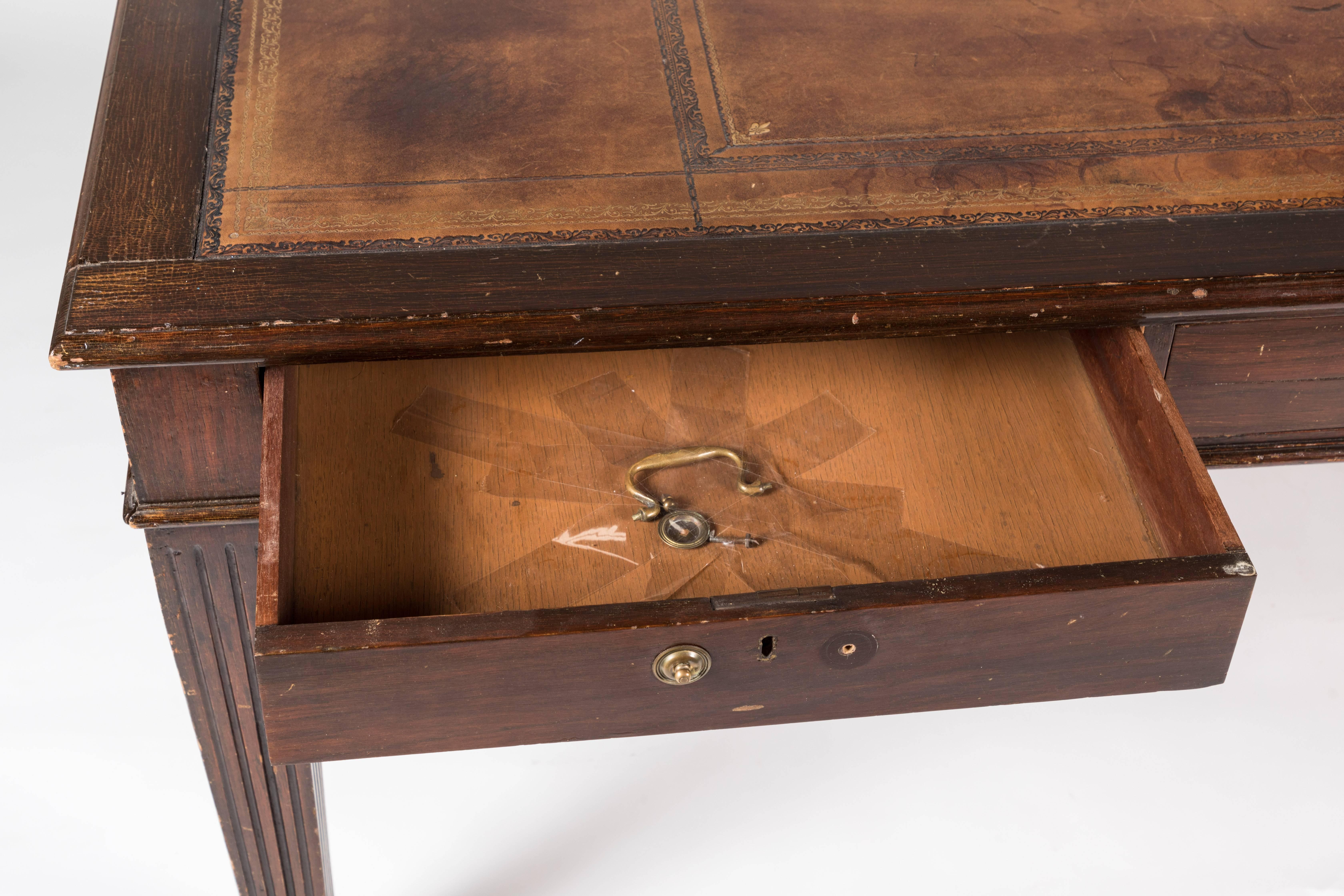 Mahogany English Leather Top Desk For Sale