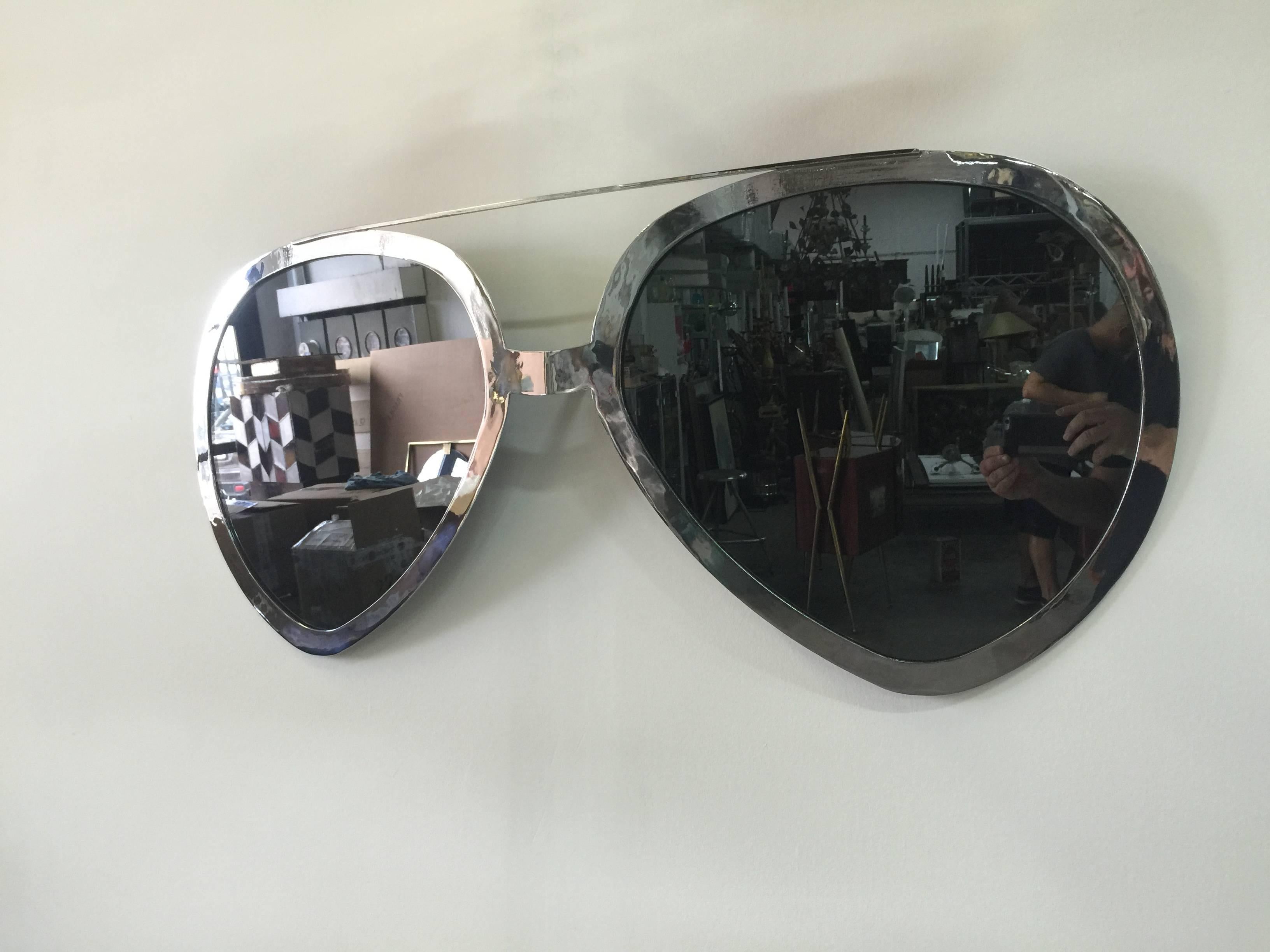 Chrome trimmed and grey mirror - these oversized Aviators are a chic 