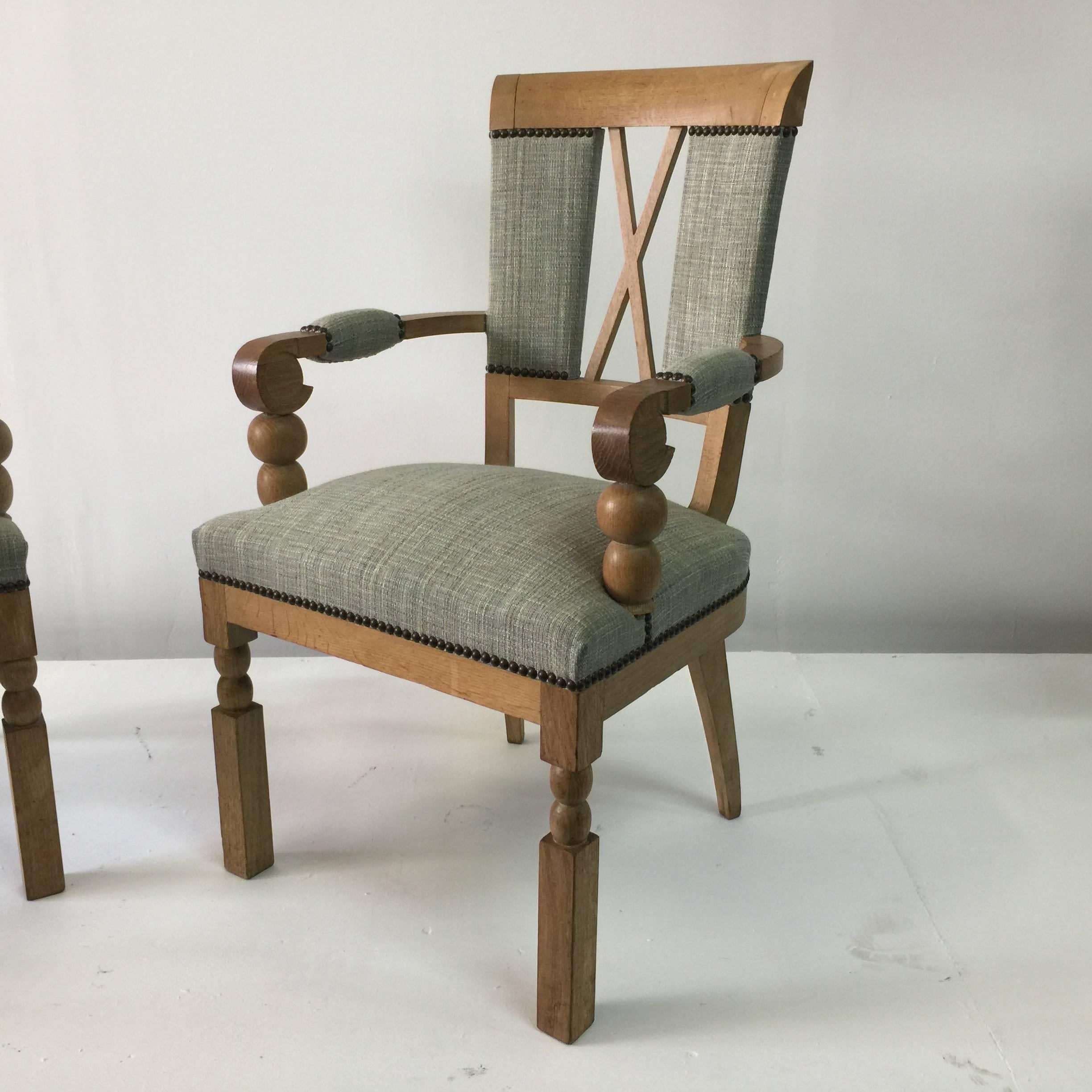 French Oak Art Deco Pair of Armchairs Manner of André Arbus. In Good Condition For Sale In East Hampton, NY