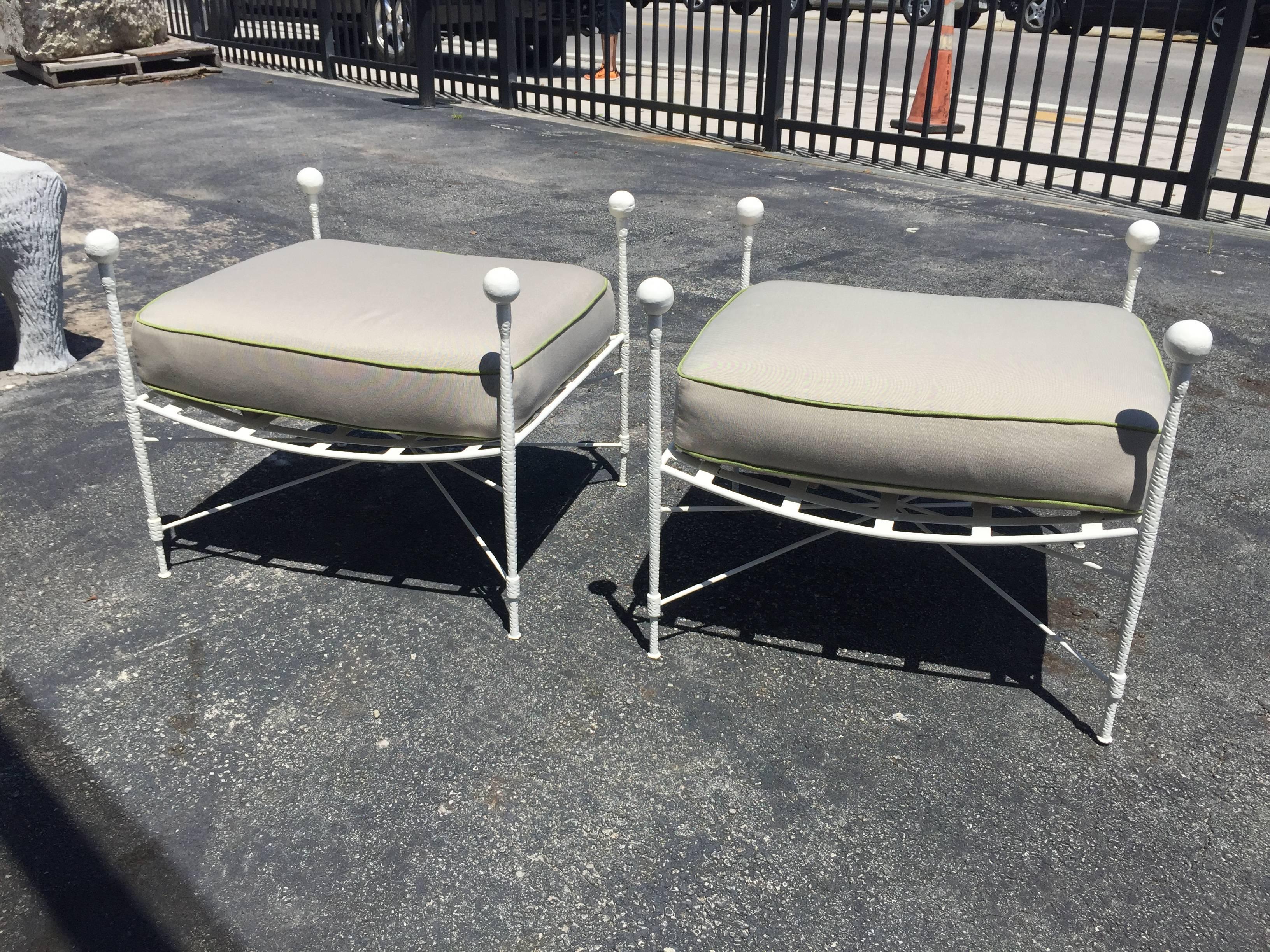Mario Papperzini Rare Pair of Ottomans for Salterini In Good Condition In East Hampton, NY