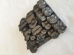 Original Marta Minujin Metallguss-Skulptur 'Handsigniert'