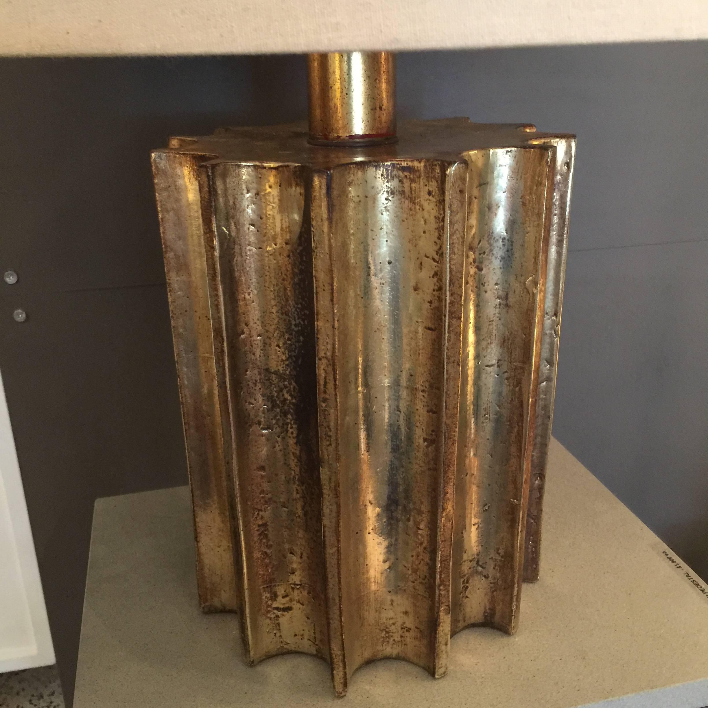 Chapman Patinated Gilt Lamp in Mechanical Gear Design In Excellent Condition In East Hampton, NY