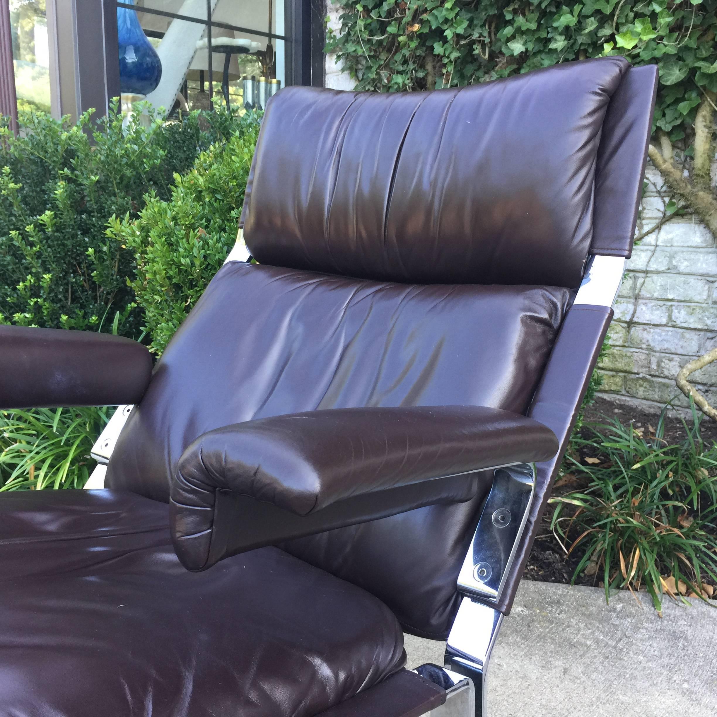 Saporiti Lounge Chair and Ottoman In Excellent Condition In East Hampton, NY