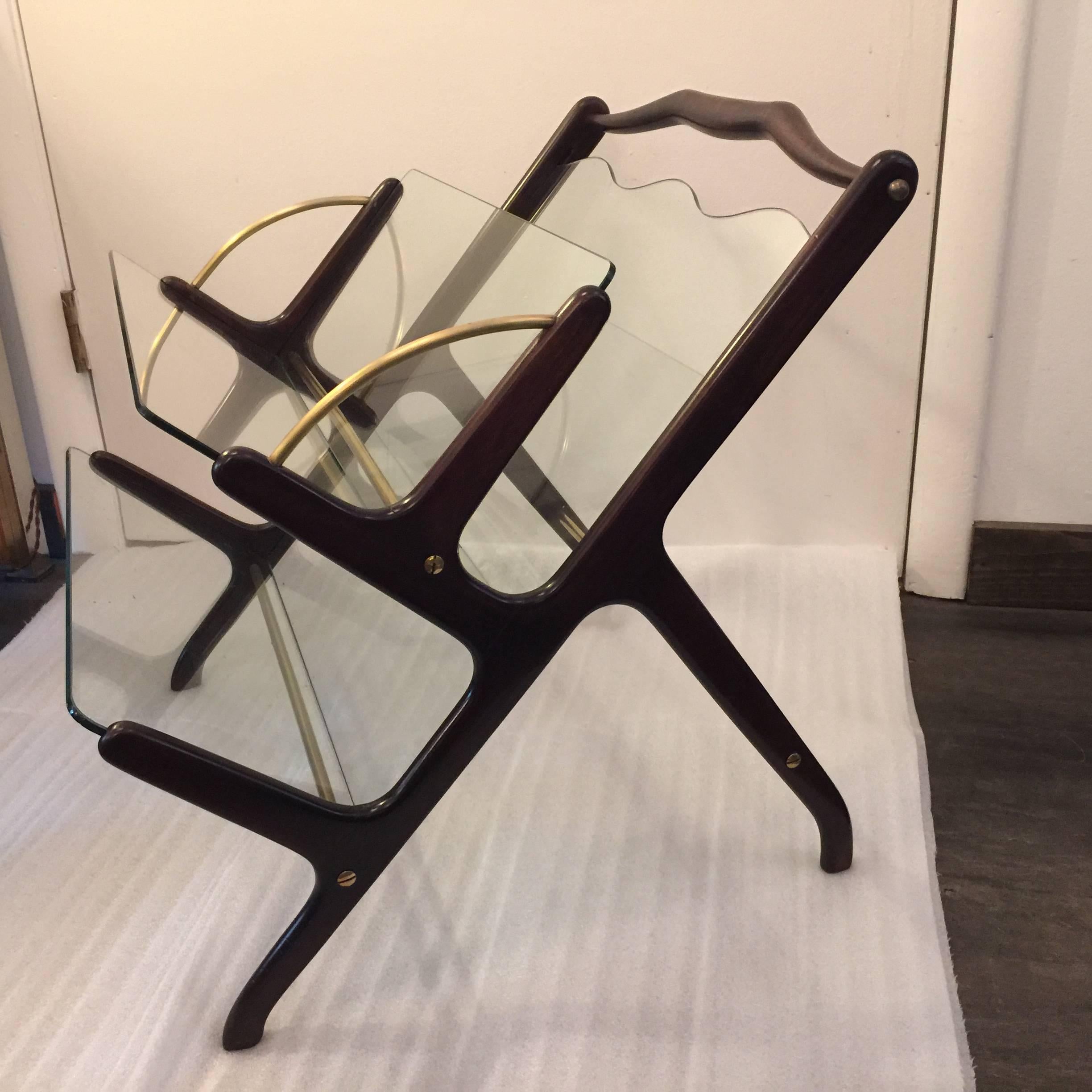 Italian, 1950s Lacca Style Magazine Rack In Excellent Condition In East Hampton, NY