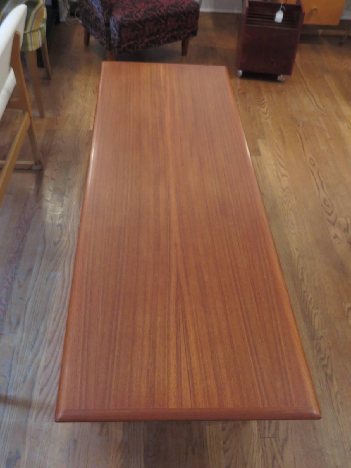 Long Scandanavian Midcentury Coffee Table in the Style of Hans Wegner In Excellent Condition In Tarrytown, NY