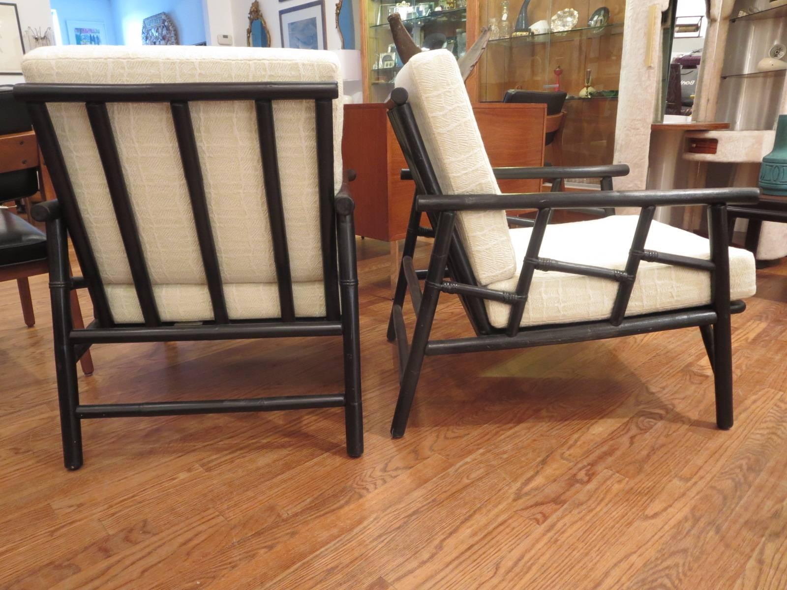 Pair of Ficks Reed Rattan Lounge Chairs In Excellent Condition In Tarrytown, NY